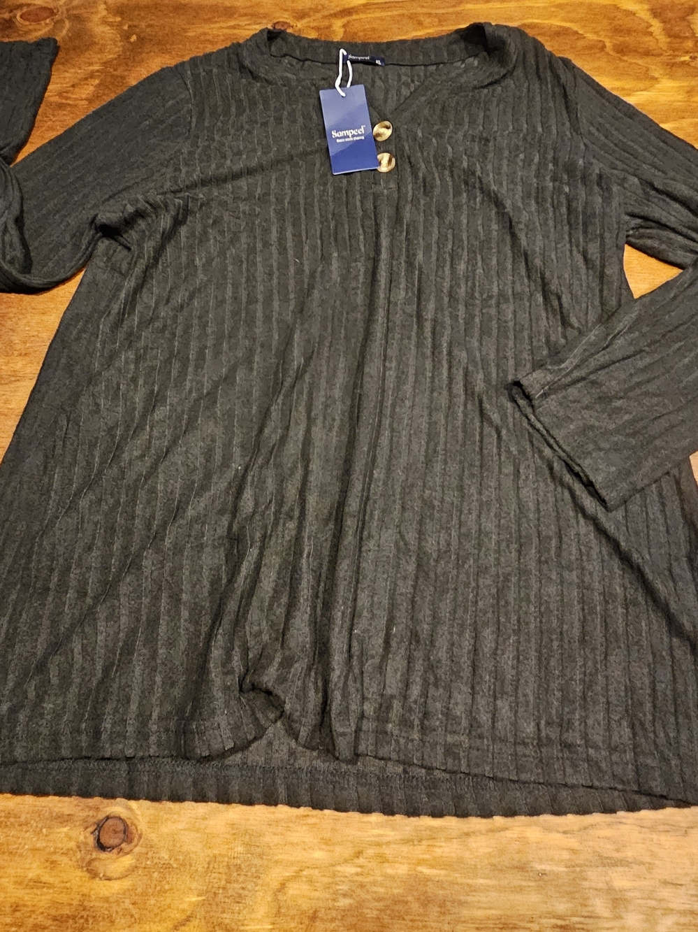 C1, Sampeel Black Striped V-Neck Long Sleeve Knit T-Shirt Pullover in size XL